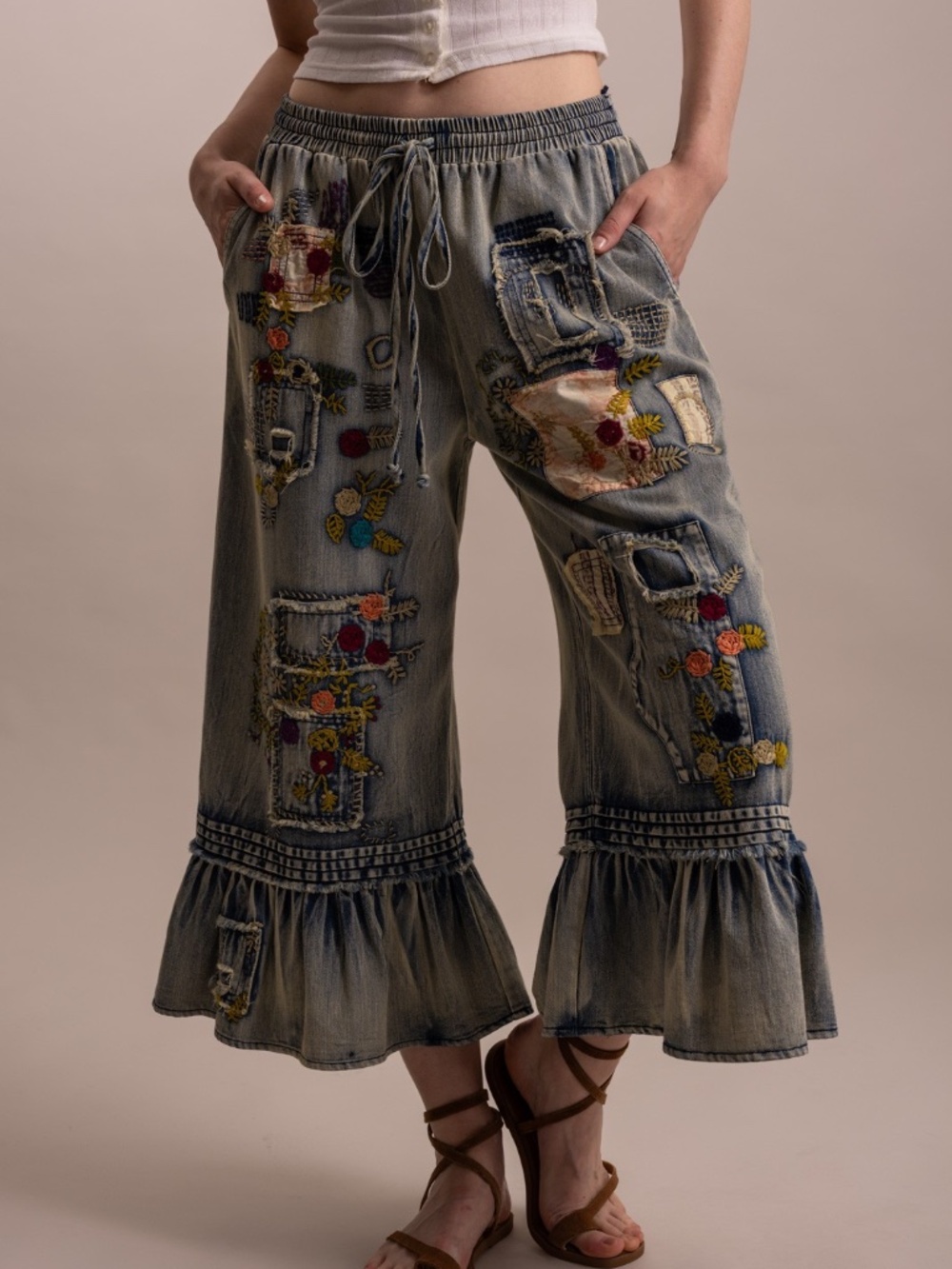 Bluevelvet Mineral Wash Stretch Waist Embroidered Ruffle Hem Cropped Denim pants - Picture 2 of 9